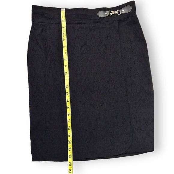 89th & Madison Faux Wrap Pencil Skirt Silver Hardware Size 12 Textured Fabric - Picture 7 of 7